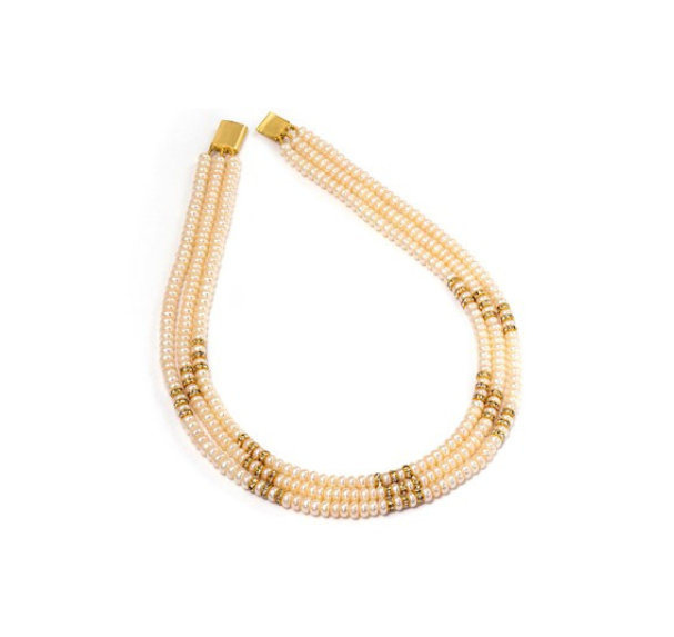 cream color natural pearls necklace