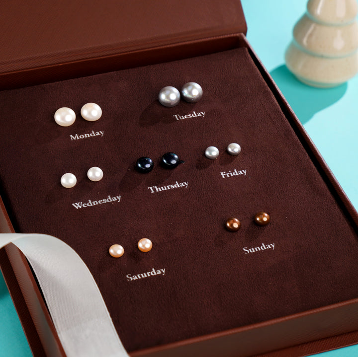 Celeste Gradient Pearls Box (Freshwater Pearl stud Earrings Set)