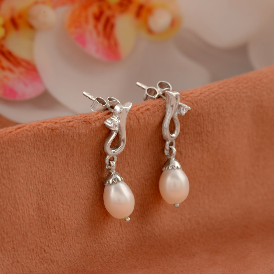 Lustrous Essence: Freshwater Pearl Drop Earrings