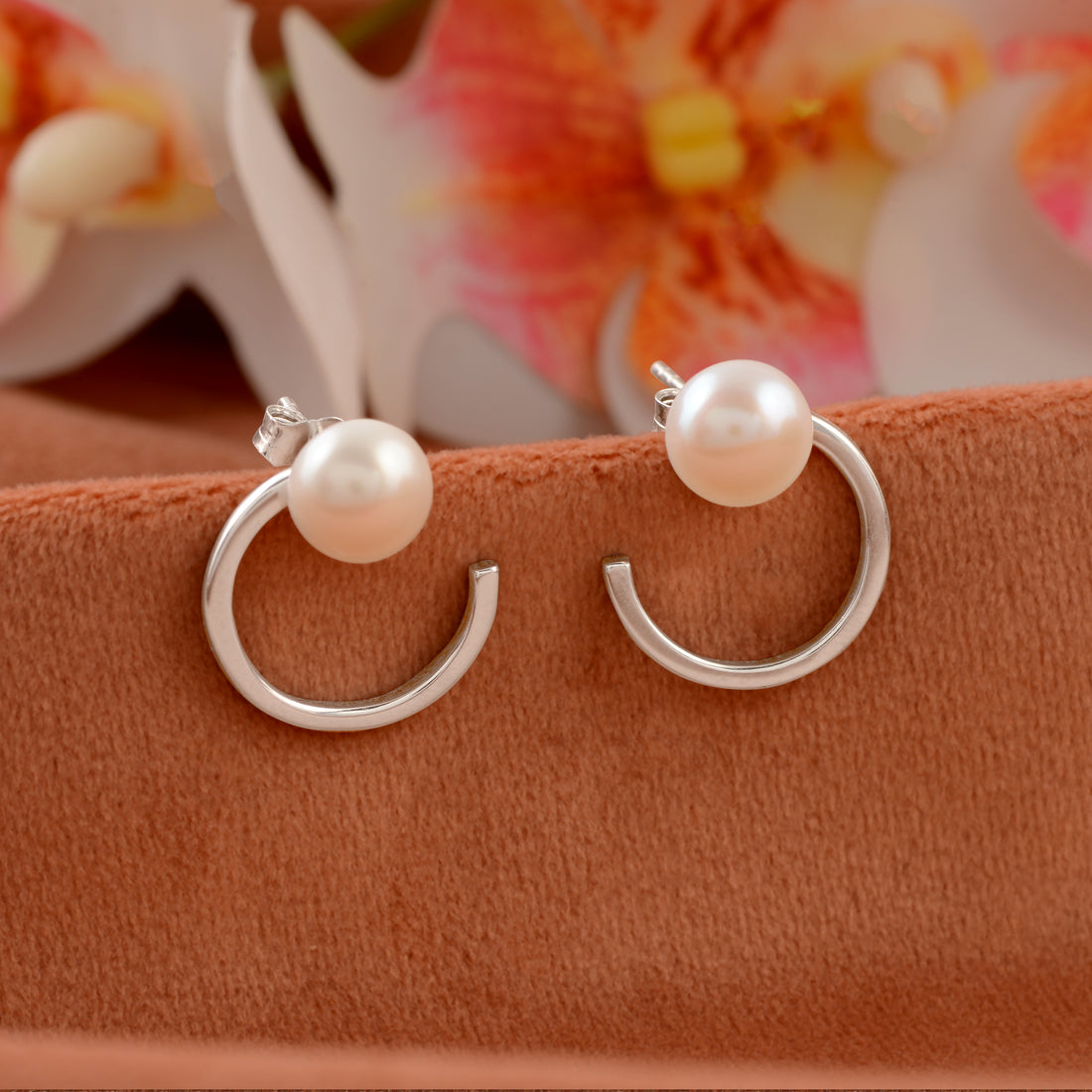Graceful Pearl Stud Earrings
