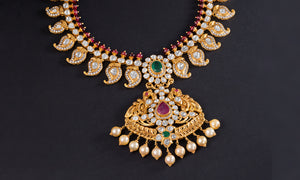 Indo Western Statement Pieces That Ought To Be In Your Kitty