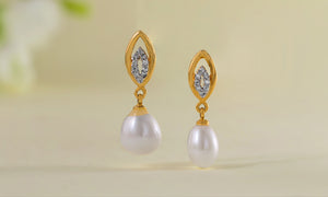 Shine Like The Moon & Stars With These Silver Pearl Earrings