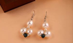 Ladies, You Can Rock These Pearl Dangle Earrings Everyday