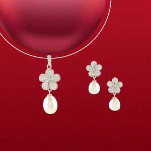 Expert Guide to Buying Pearls: What You Need to Know