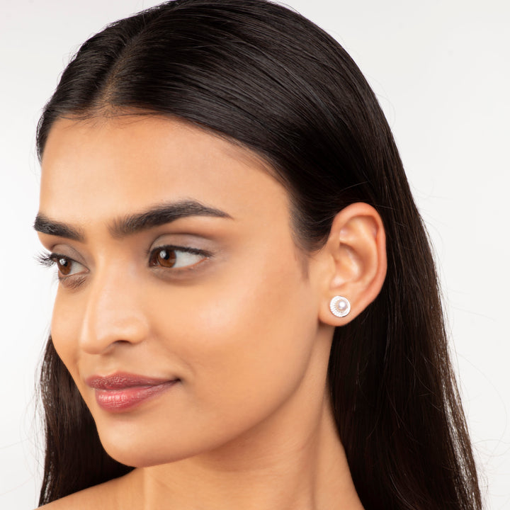 Pearl Meridian (Pearl Stud Earrings)