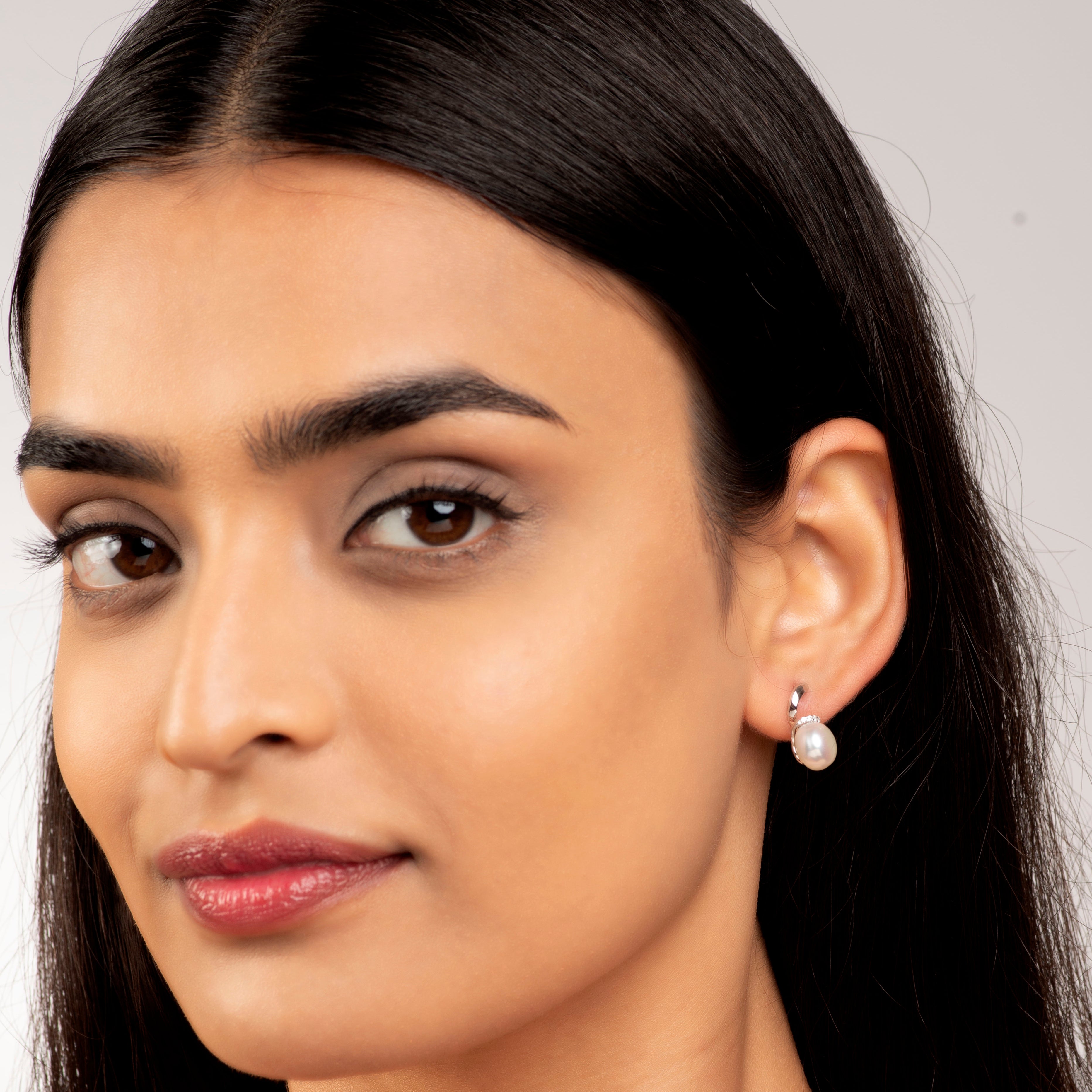 Pearl Haloa (Pearl Stud Earrings)