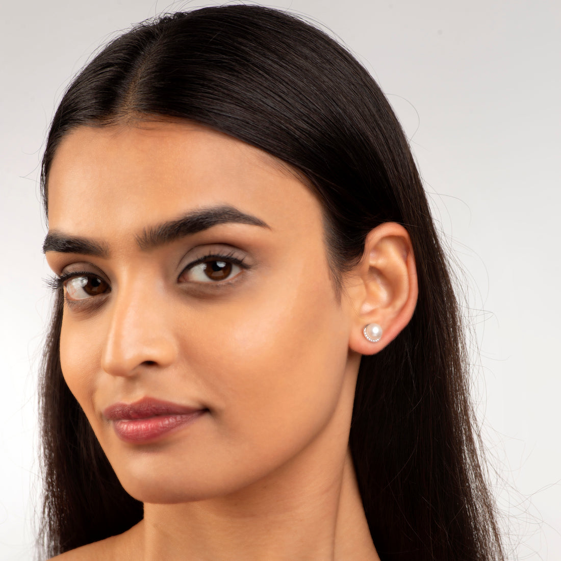 Pearl Arc (Pearl Stud Earrings)