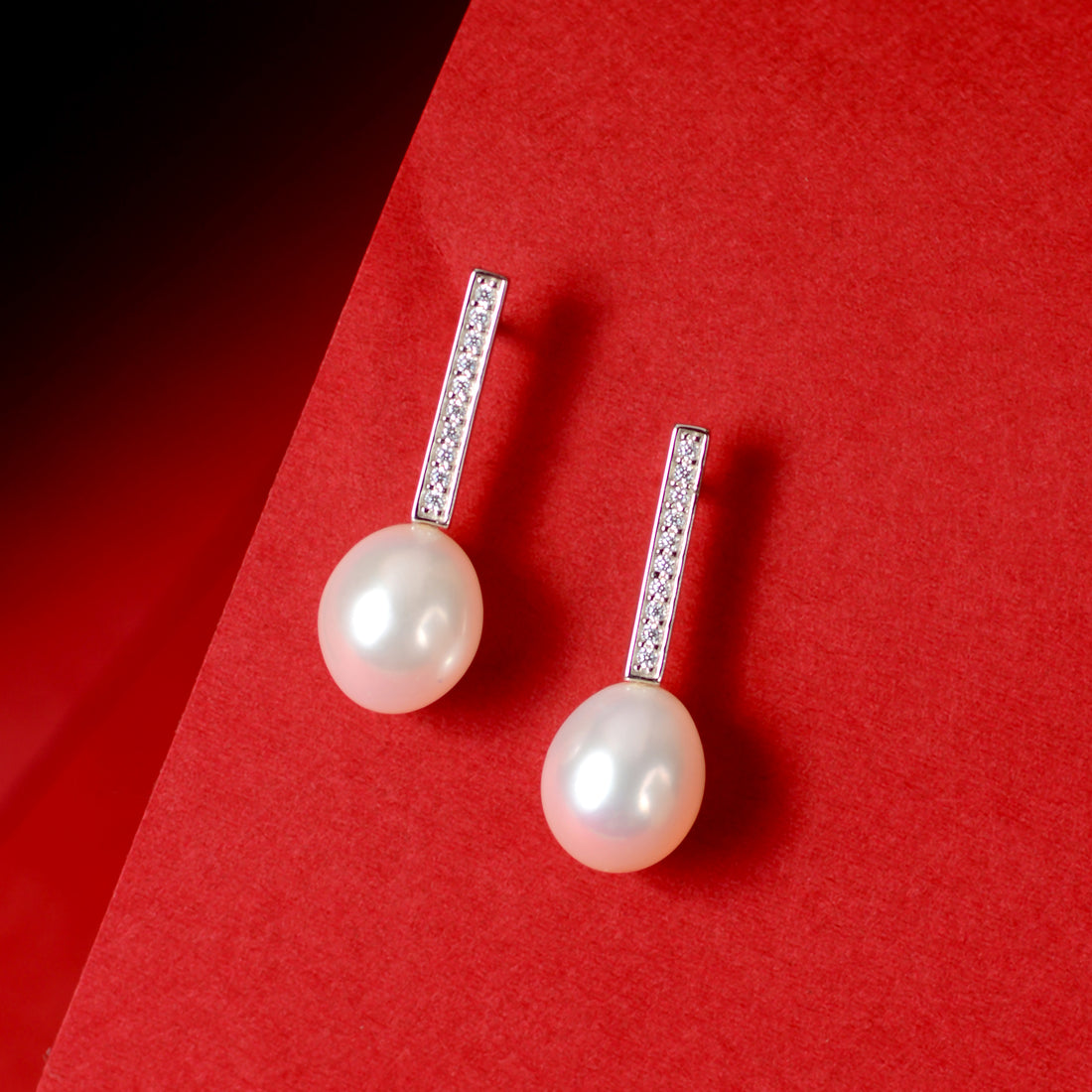 Pearl Linear Dew ( Pearl Drop Earrings)