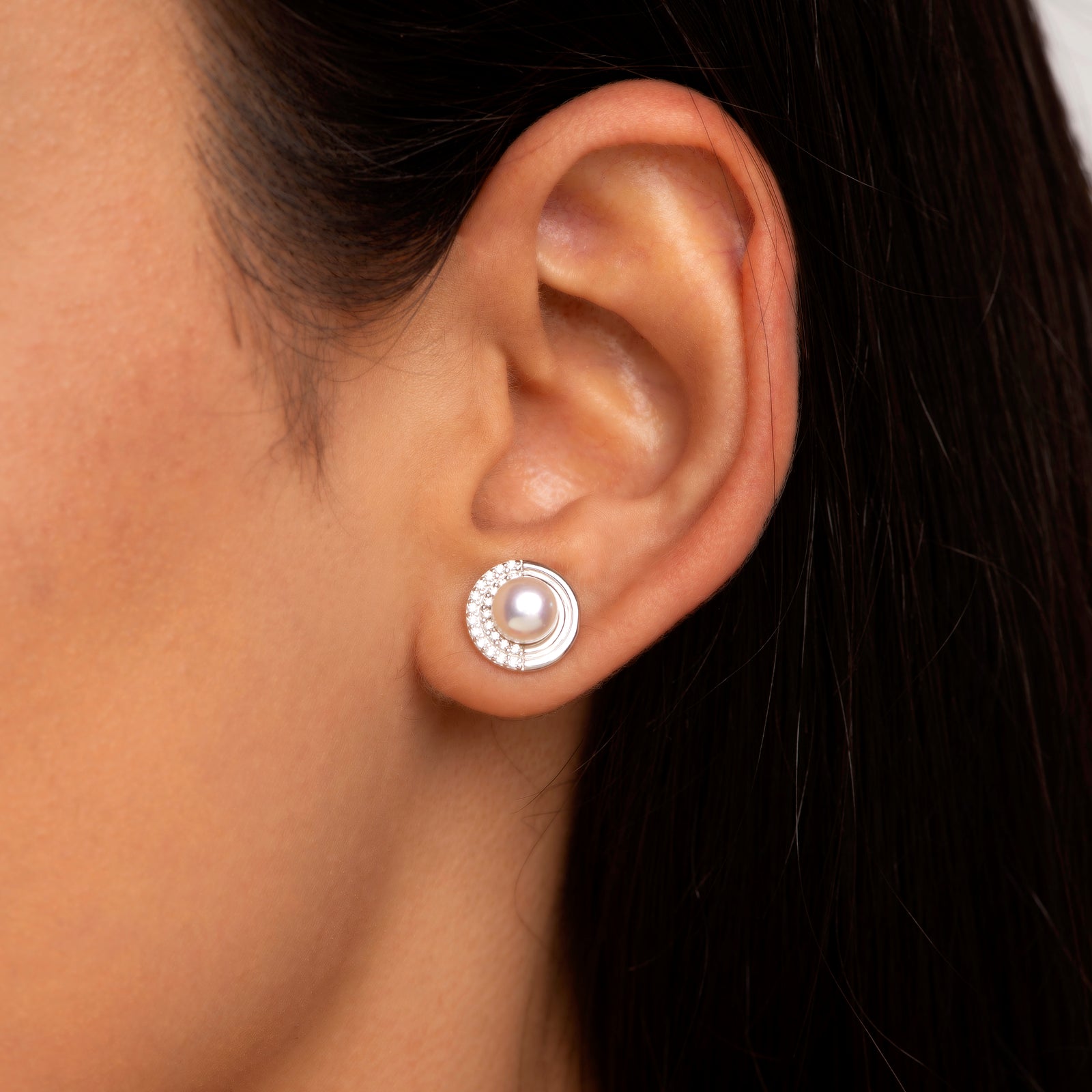 Pearl Meridian (Pearl Stud Earrings)