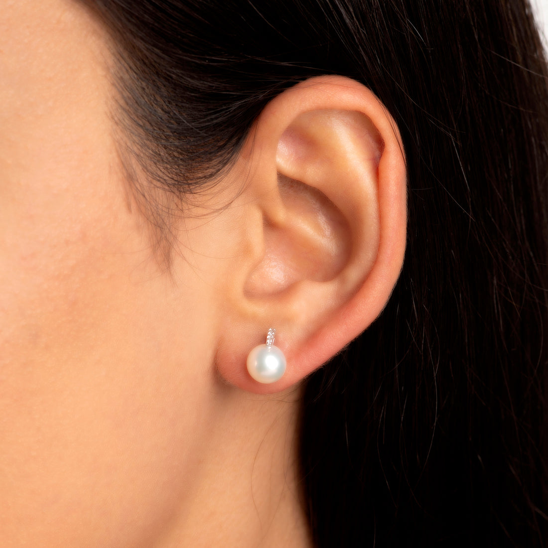 Pearl Ascend (Pearl Stud Earrings)