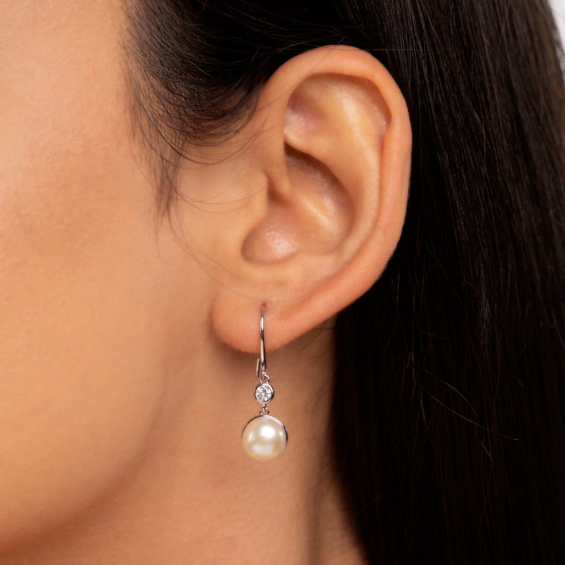 Pearl Accent (Pearl Drop Earrings)