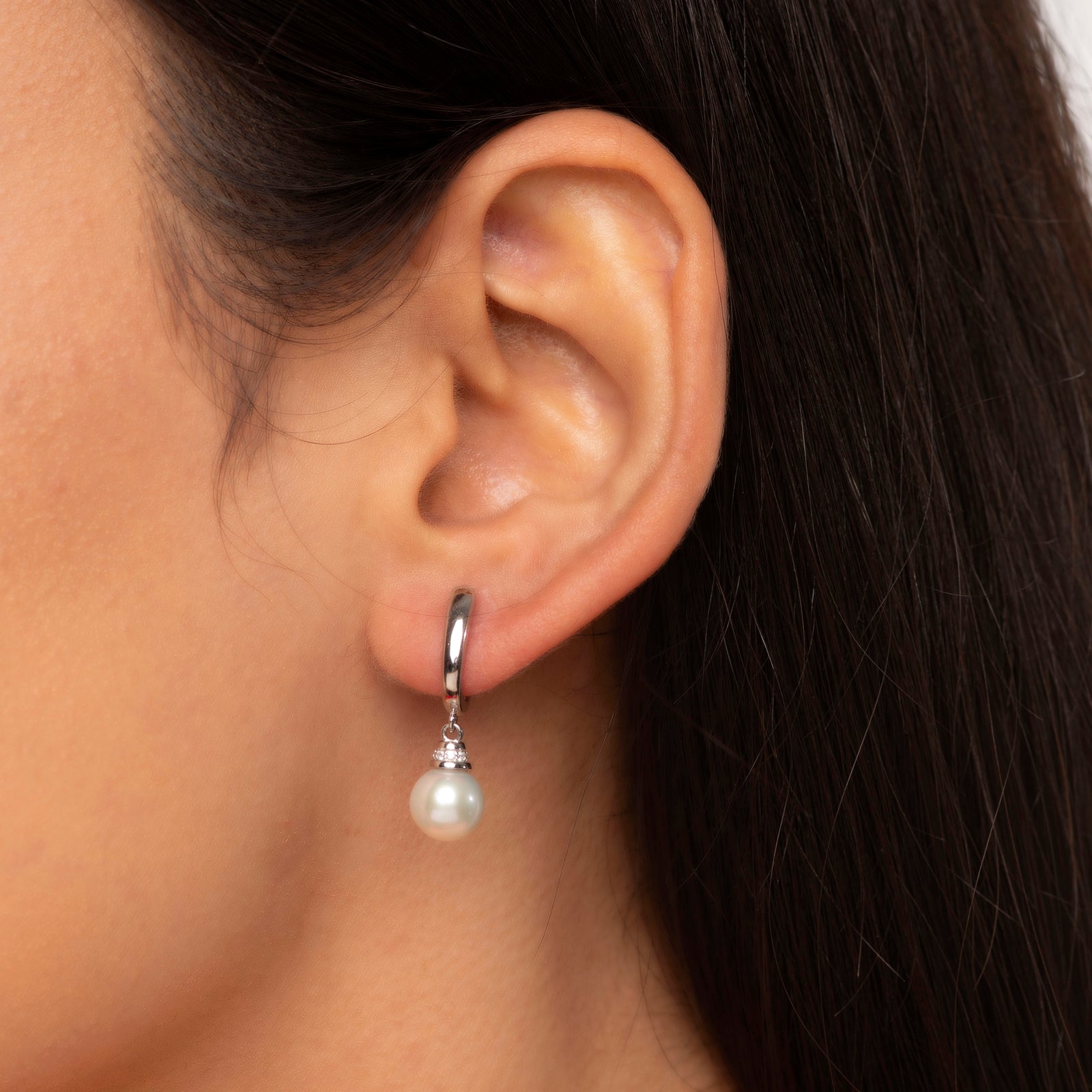Pearl Glint (Pearl Hoop Earrings)