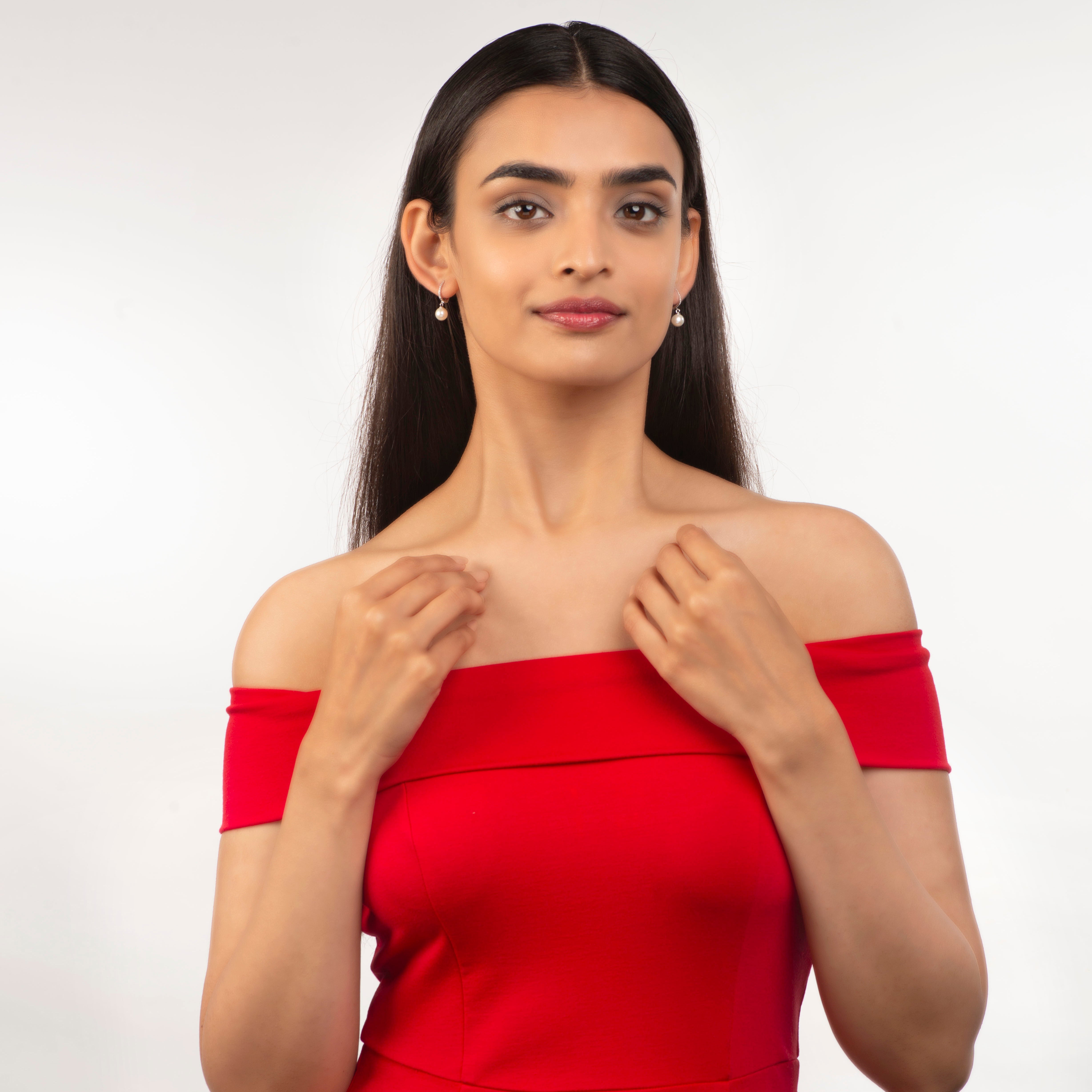 Pearl Line (Pearl Hoop Earrings)