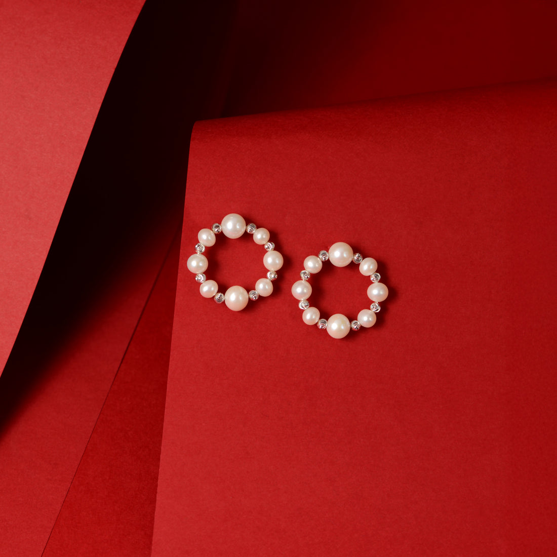Orbit Pearl (Pearl Stud Earrings)