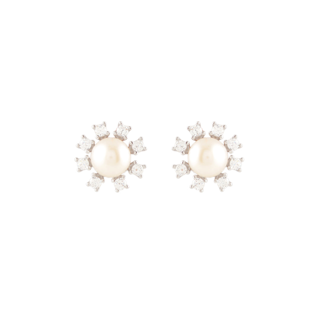 Pearl Solis (Pearl Stud Earrings)