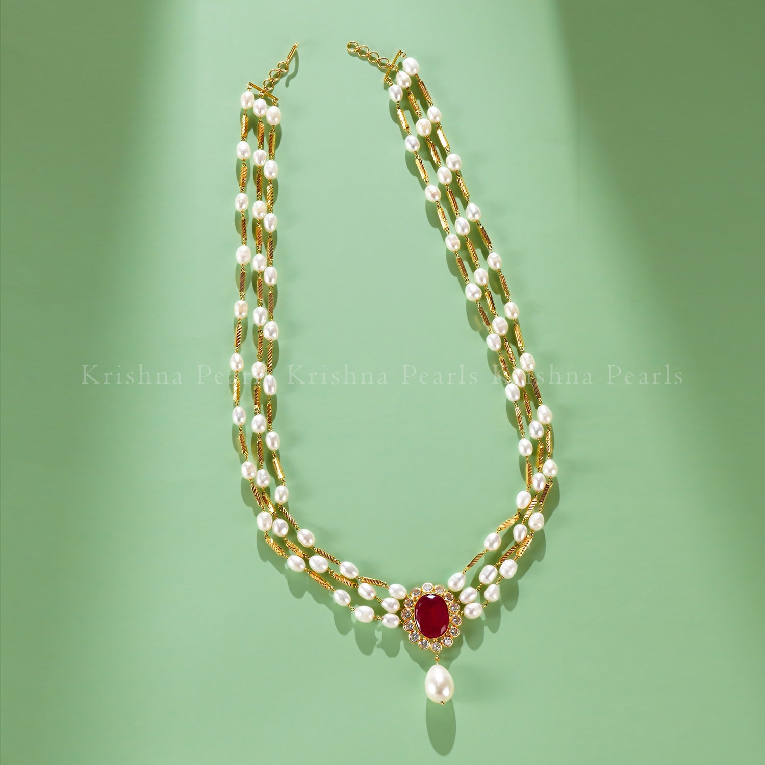 22K Gold Pearl Necklace with Sparkling Stones