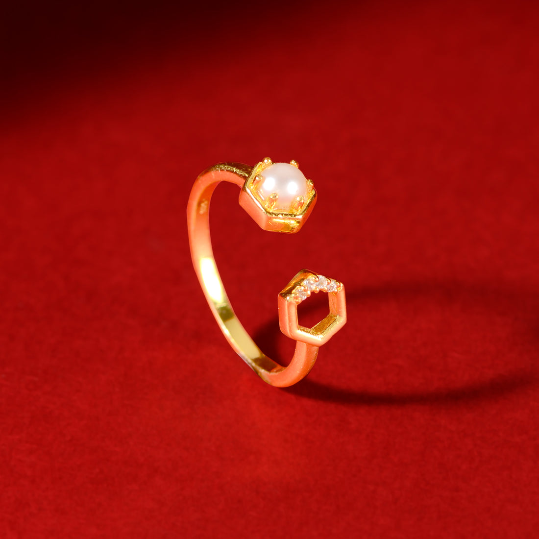Edge Pearl (Open Pearl Ring)