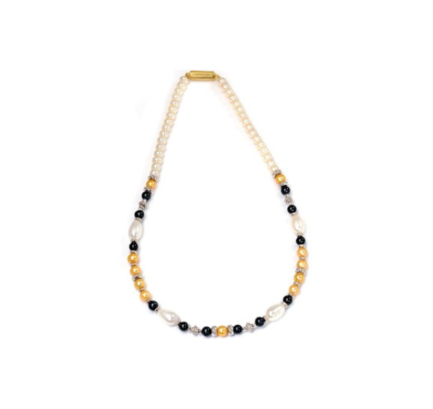 Multicolour pearls necklace
