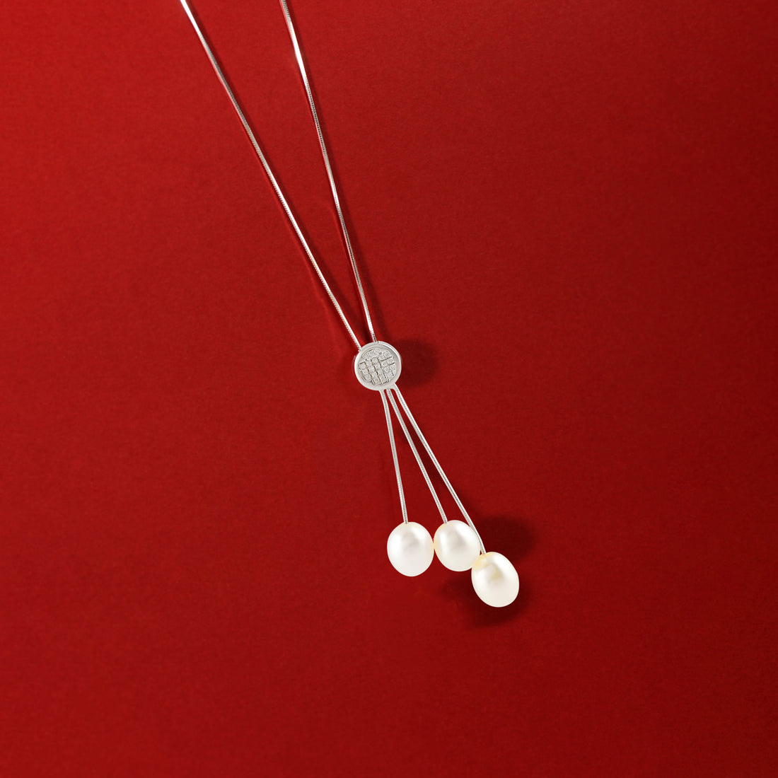 Triple Drop (Pearl Pendant Necklace)