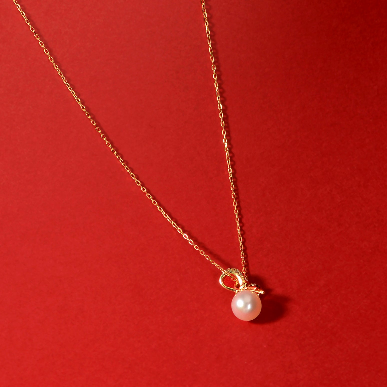 Soft Knot pearl (pearl pendant necklace)