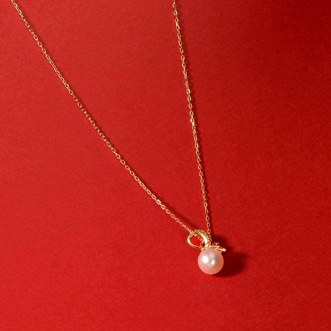 Soft Knot pearl (pearl pendant necklace)