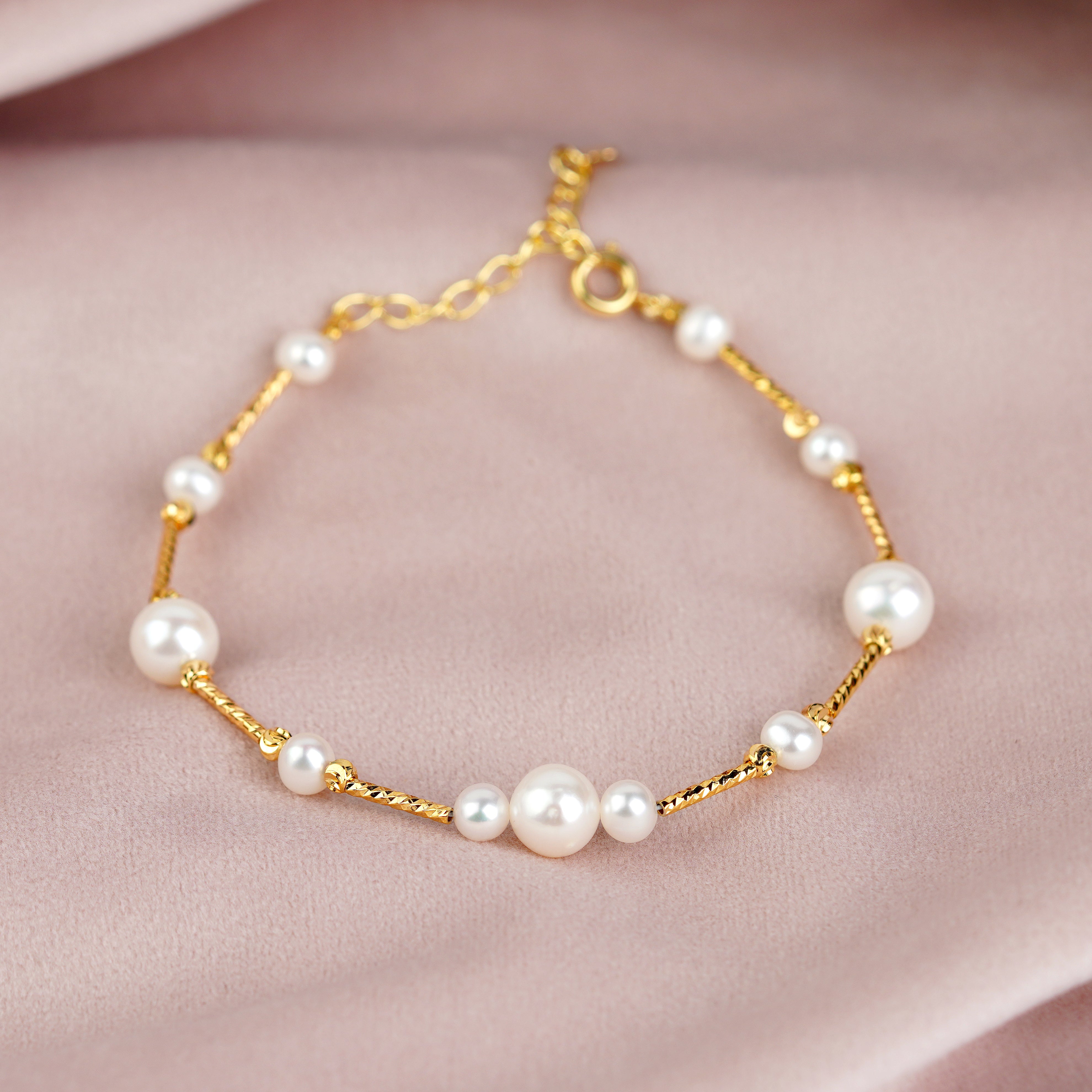 A Bracelet of Pure Radiance White Freshwater Pearls - Krishna Pearls