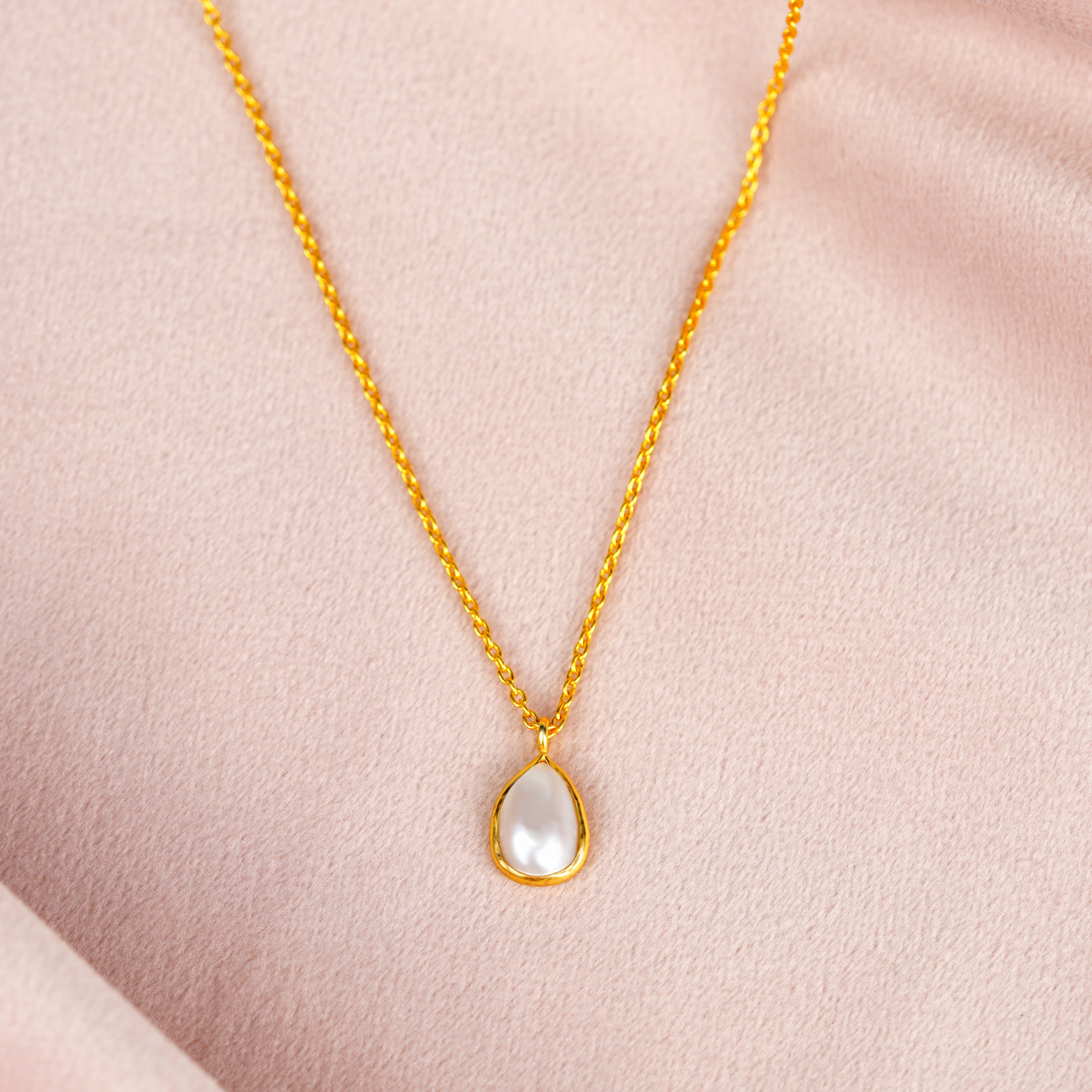 Modern Silver Fresh Water Pearl Pendant Necklace with a Gold Coating - Krishna Jewellers Pearls and Gems
