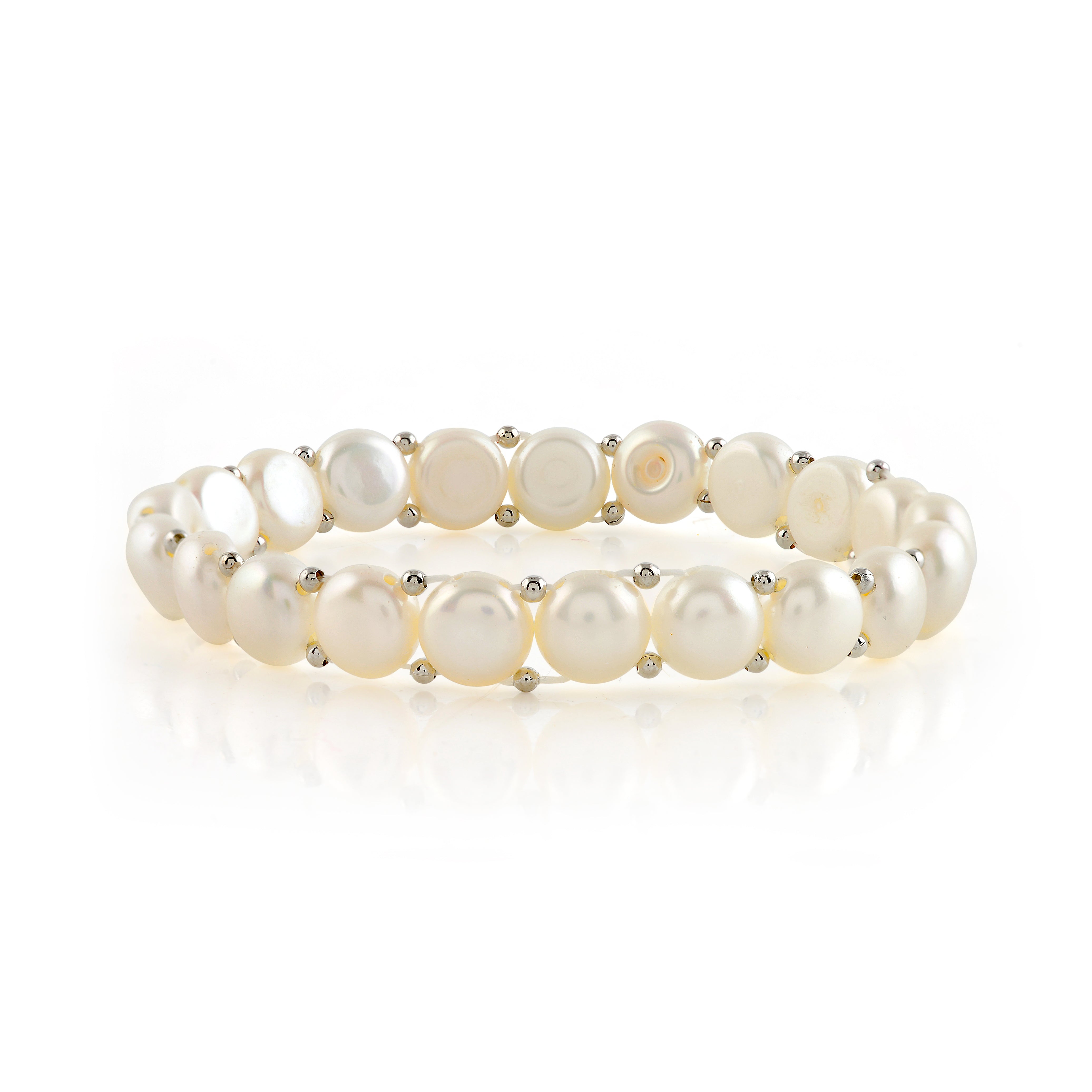Freshwater Pearl button bracelet that shines - Krishna Jewellers Pearls and Gems