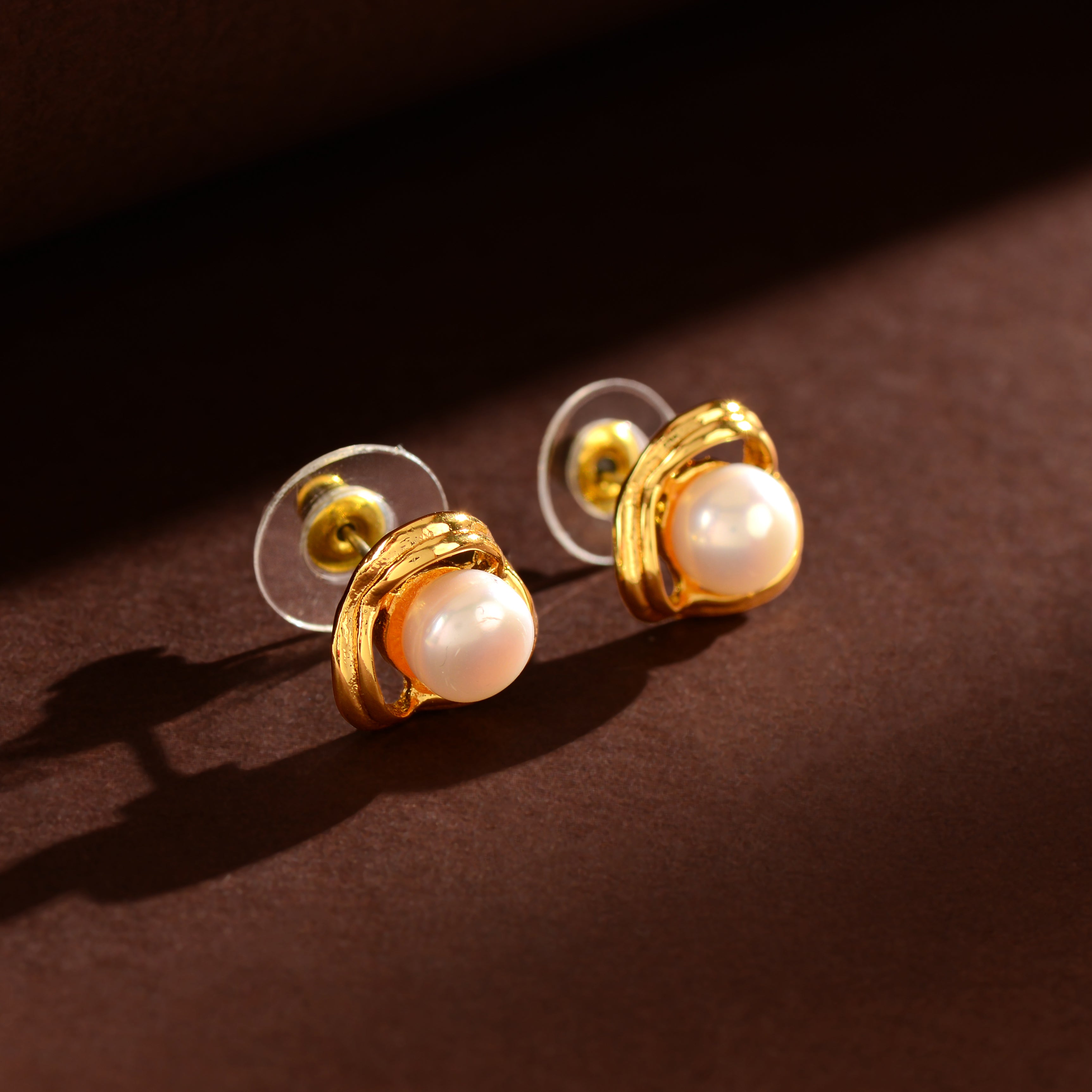 Golden Loop Pearl Studs (Freshwater Pearl Stud Earrings in Gold-Plated Silver)