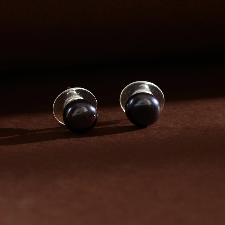 Classic black Pearl Stud Earrings (Dark-Toned Freshwater Pearl