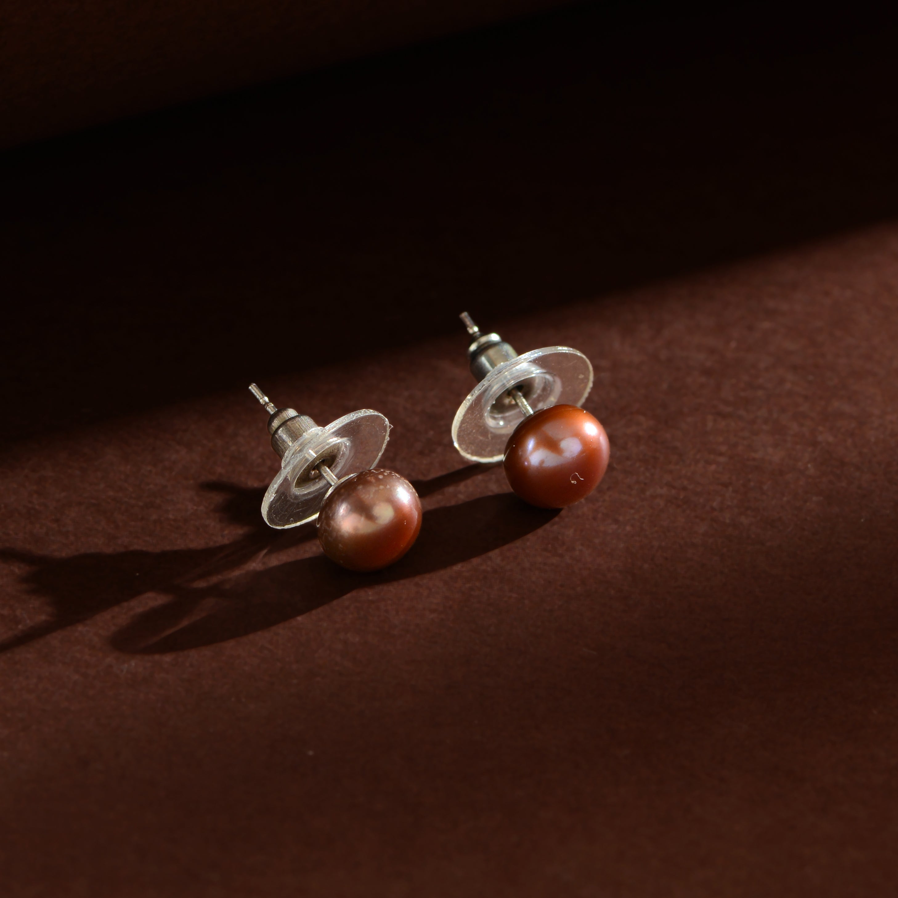 Classic brown Pearl Stud Earrings (Freshwater Pearl Ear Studs in Silver)