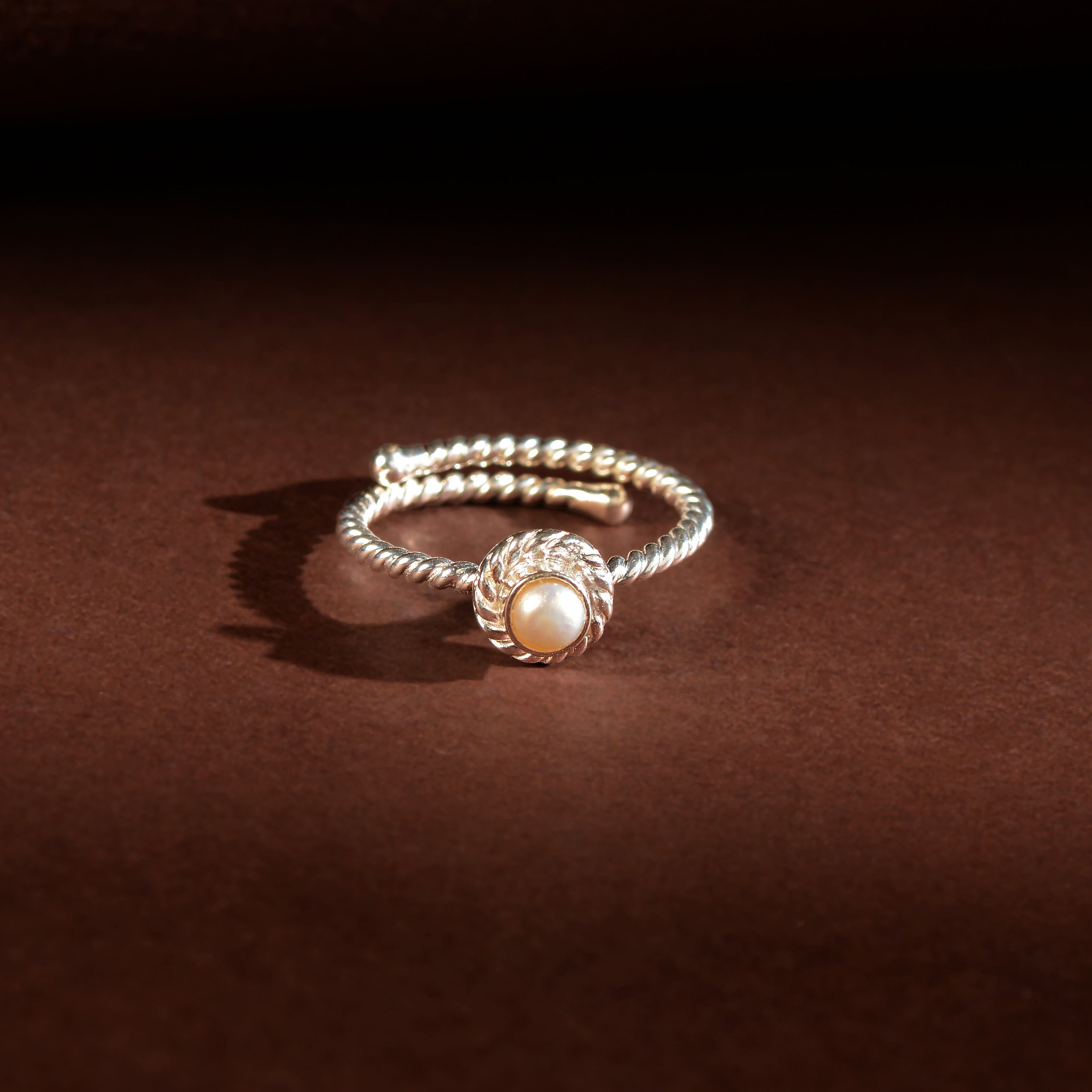 Twistline Pearl Ring (Freshwater Pearl Ring in Silver)