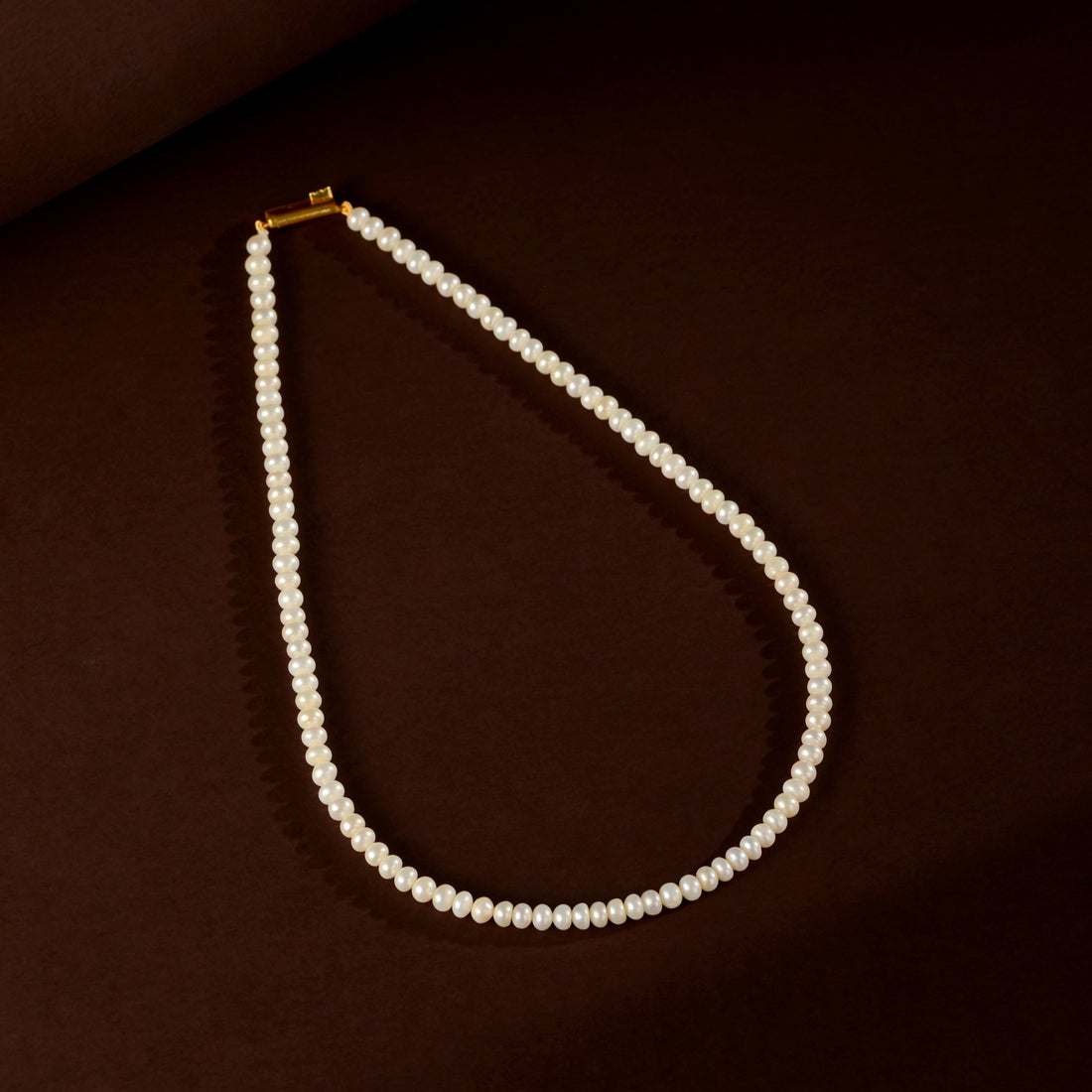 Classic Pearl String Necklace & Bracelet Set (Freshwater Pearl Necklace and Bracelet Set )