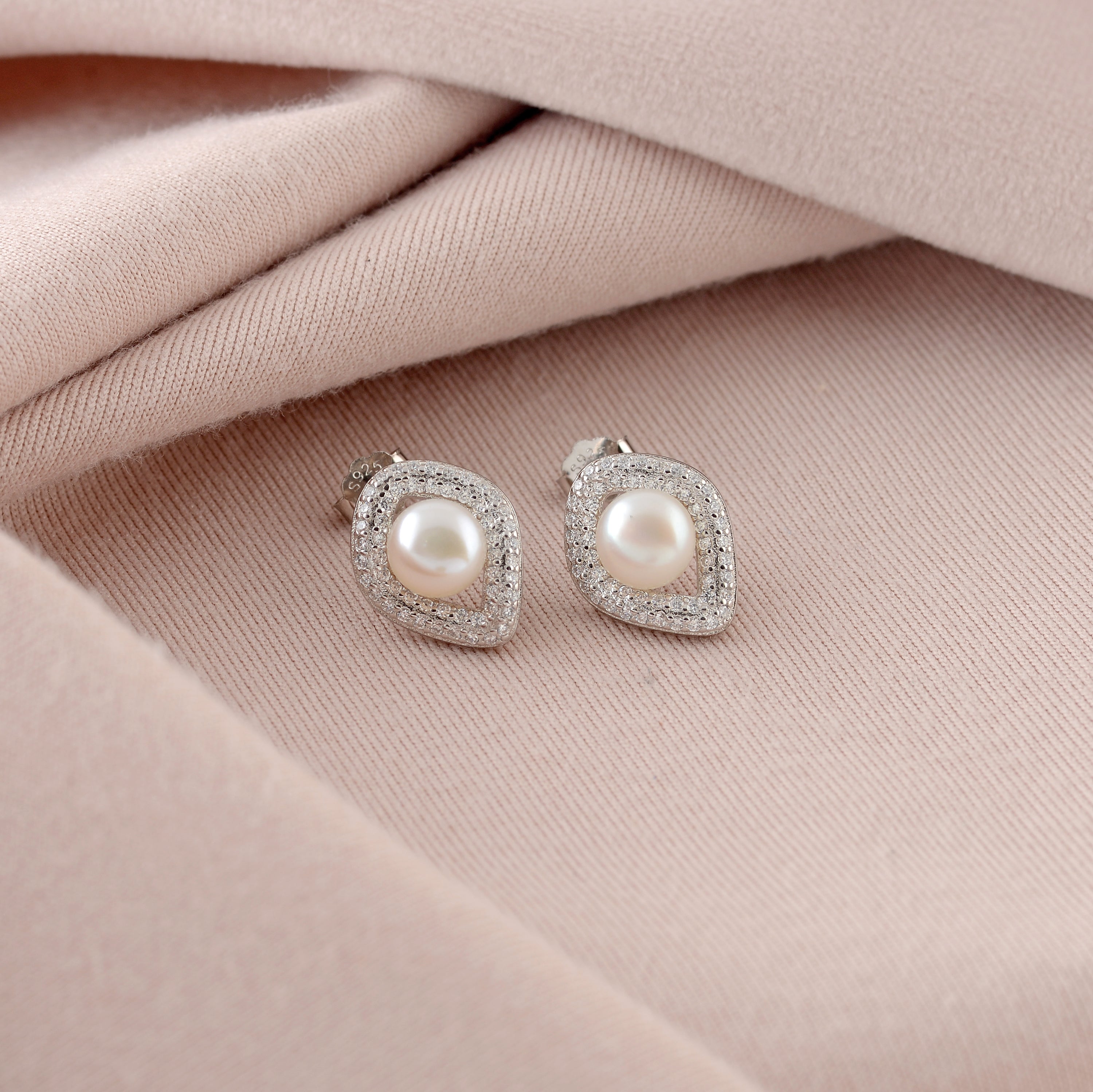 Sterling Silver Teardrop Studs Earring - Krishna Jewellers Pearls and Gems