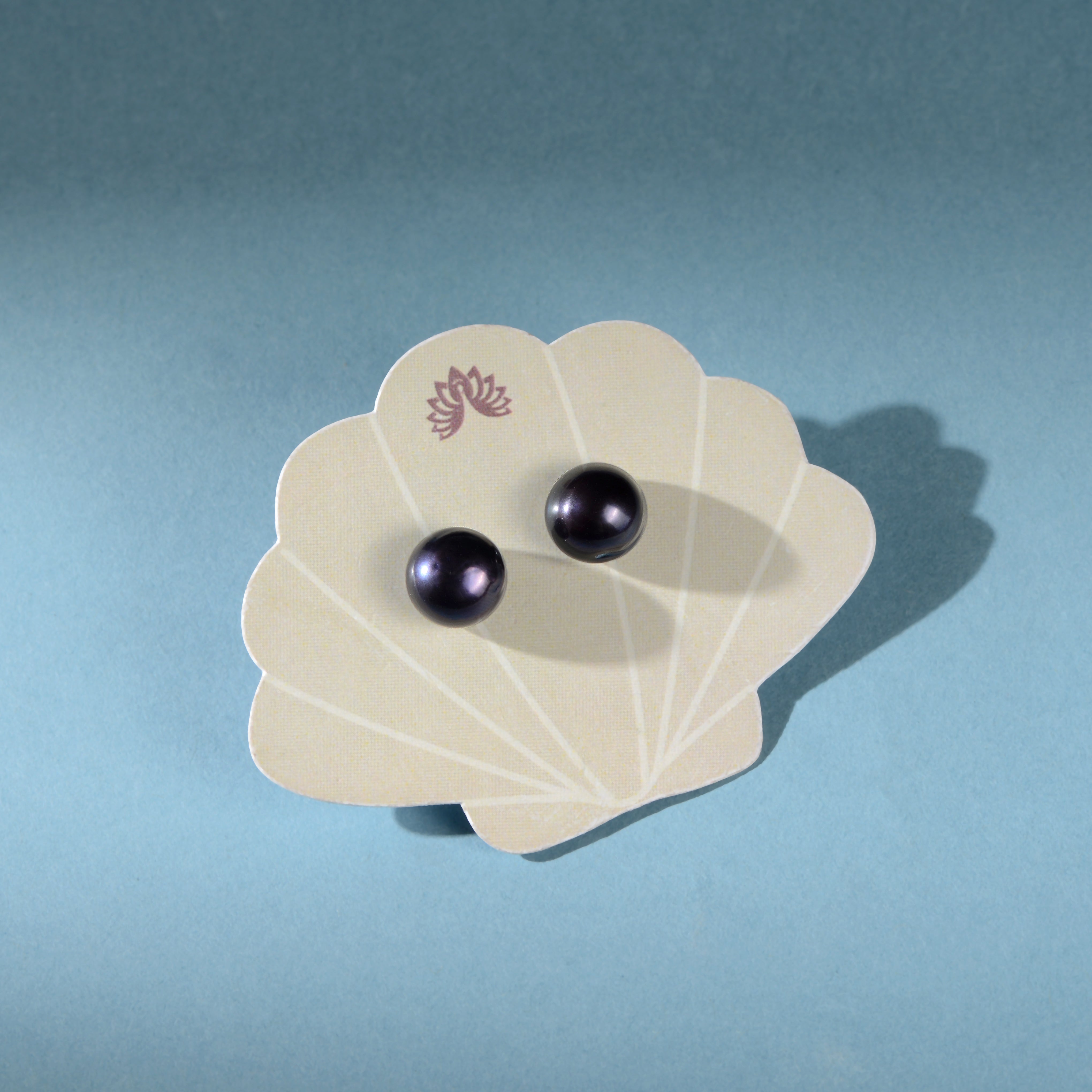 Essential Pearl Stud Duo – Classic White & Midnight Black