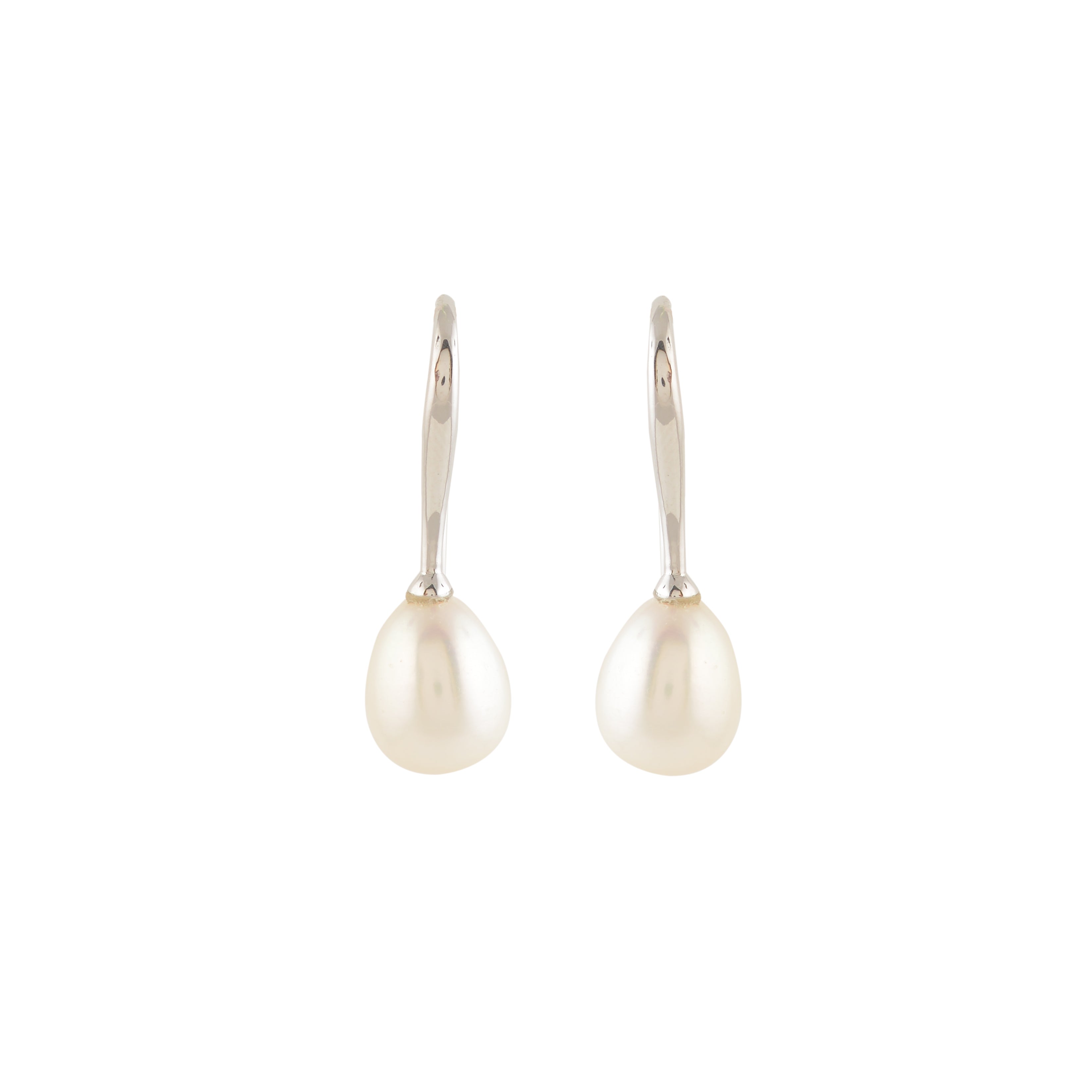 Elegant Freshwater Pearl Hanging Earrings