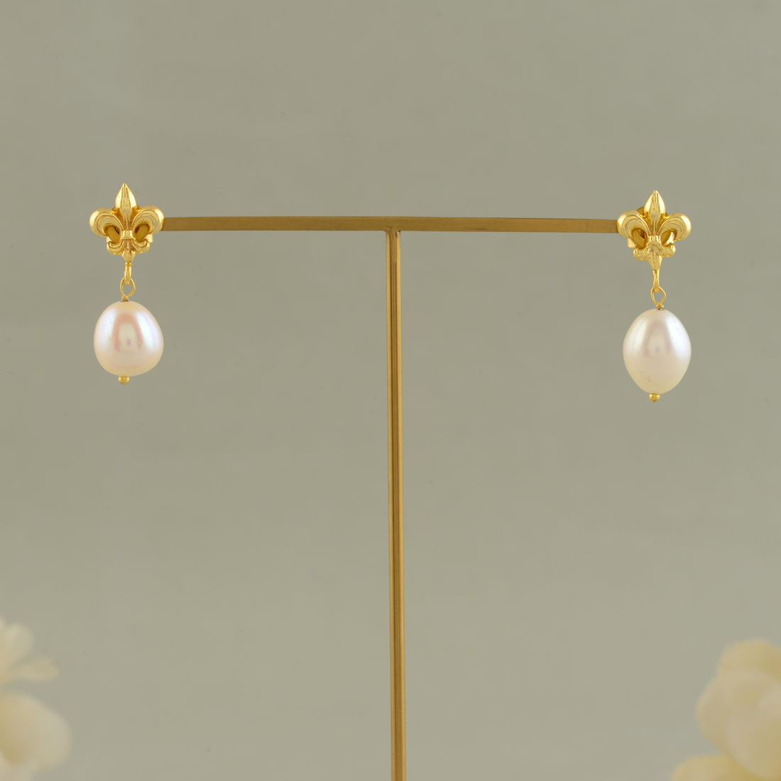 Freshwater Pearl Drop Earrings with Gold Finish – Classic Elegance