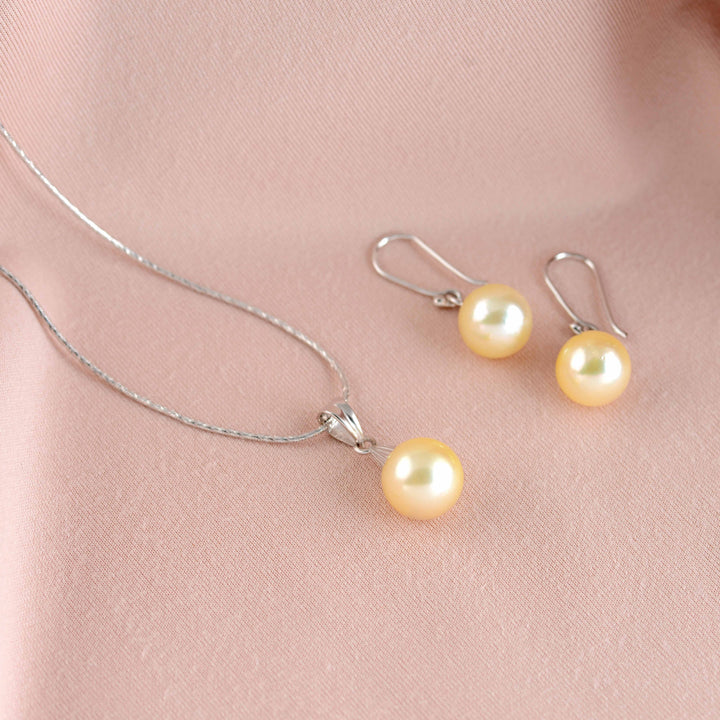 Golden Pearl Pendant Chain set - Krishna Jewellers Pearls and Gems