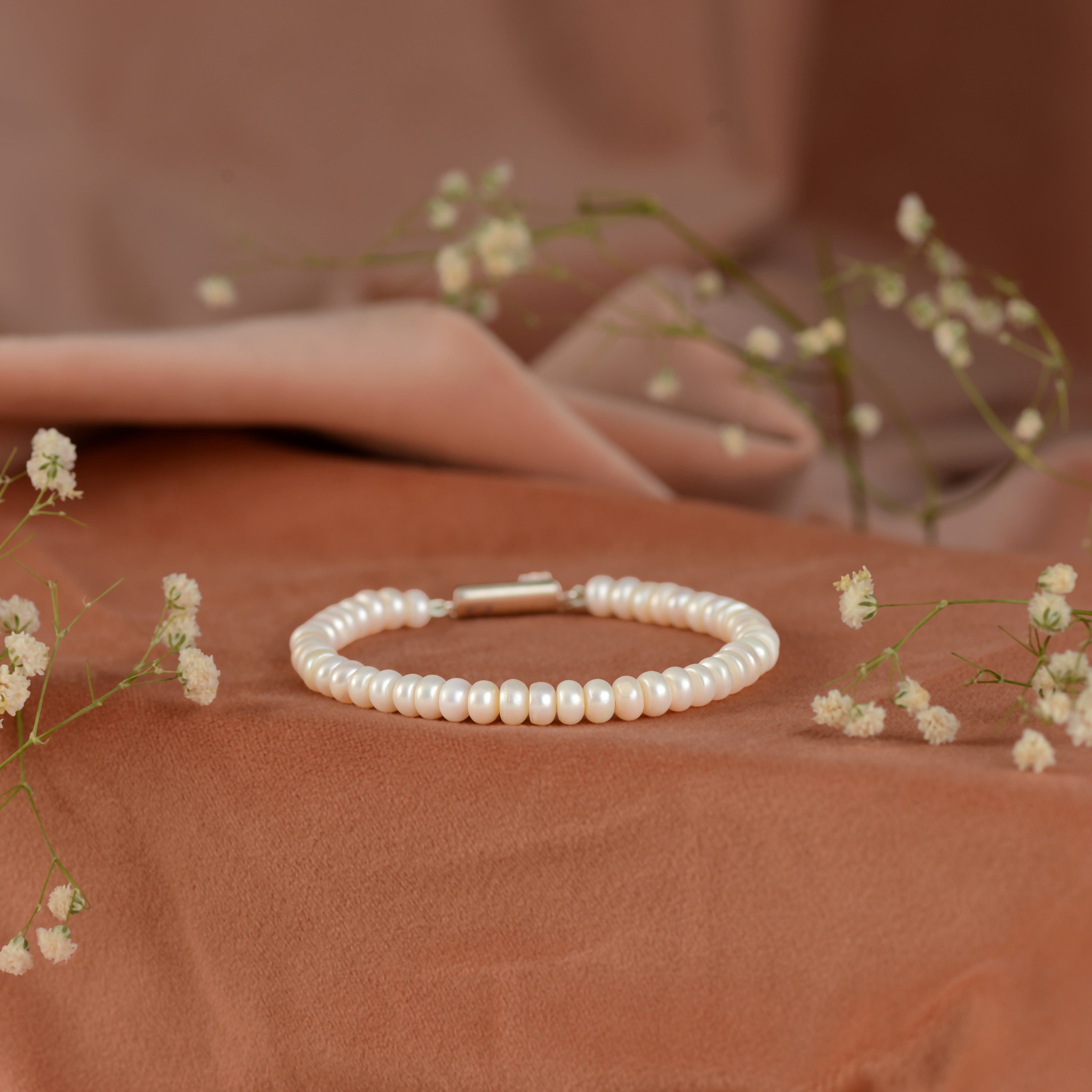 Single Strand Freshwater Pearl Bracelet