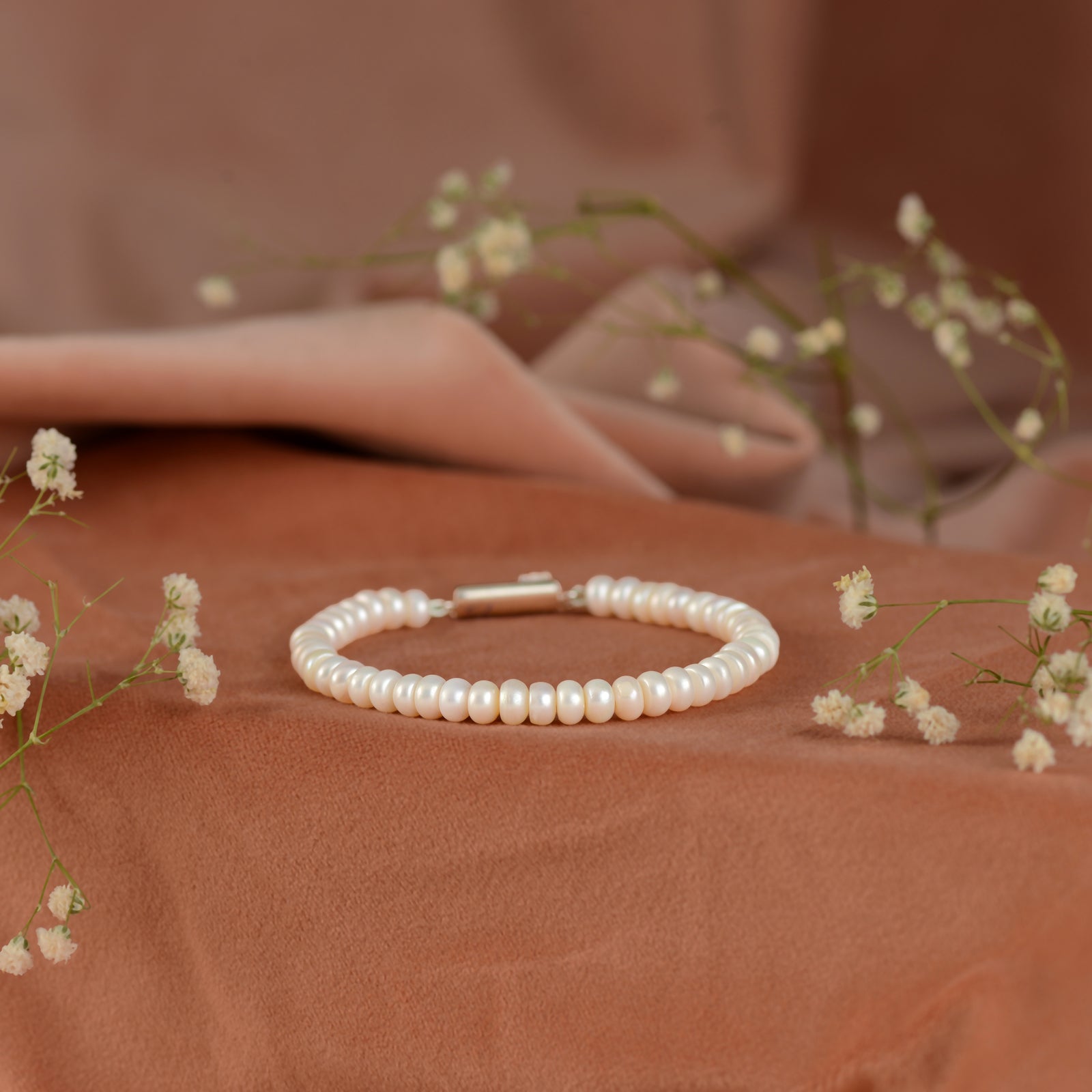Ivora Lumière Bracelet (Freshwater Pearl Single-Strand Bracelet)