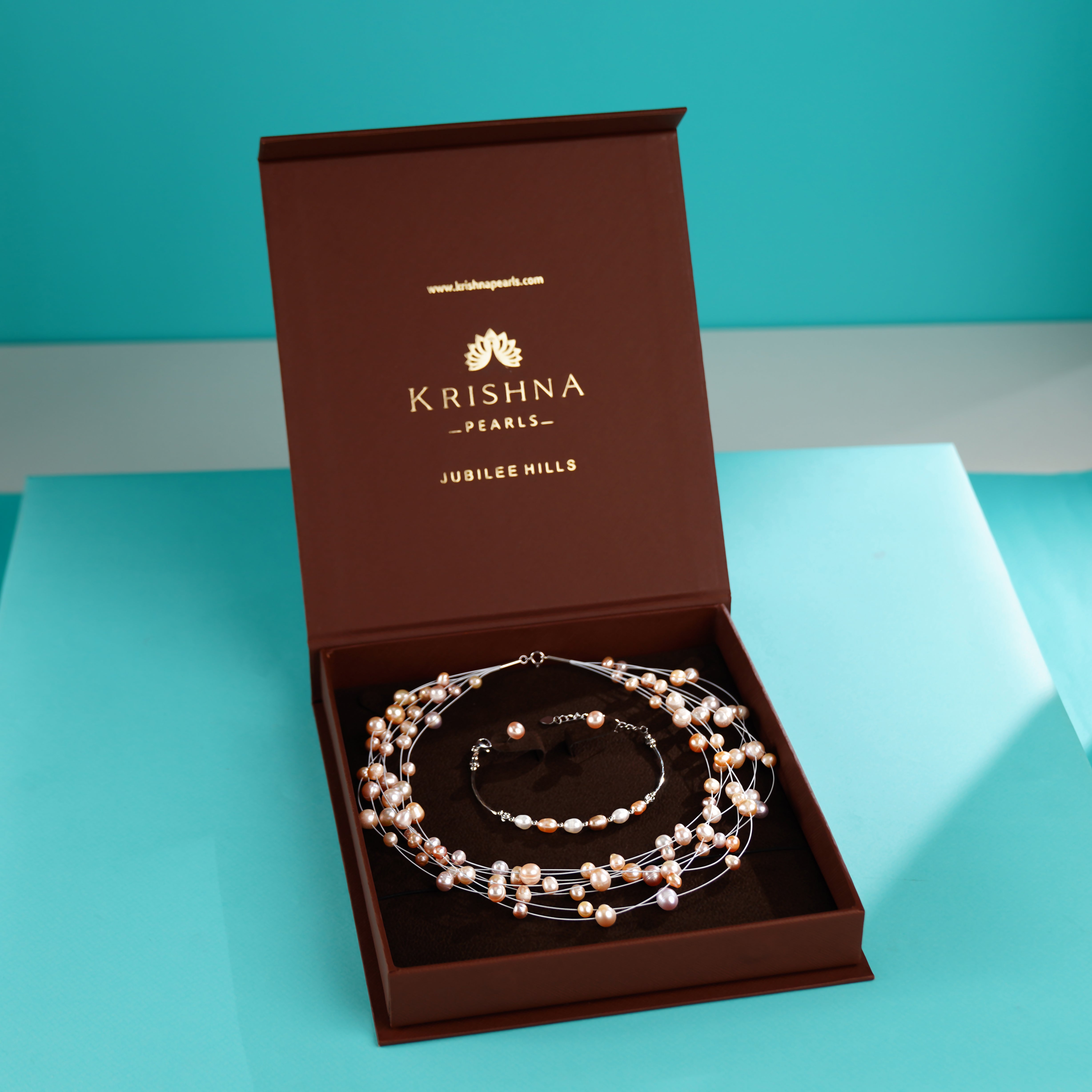 Mehr Pearl necklace and bracelet set  (Layered Pearl Necklace & Bracelet Set)