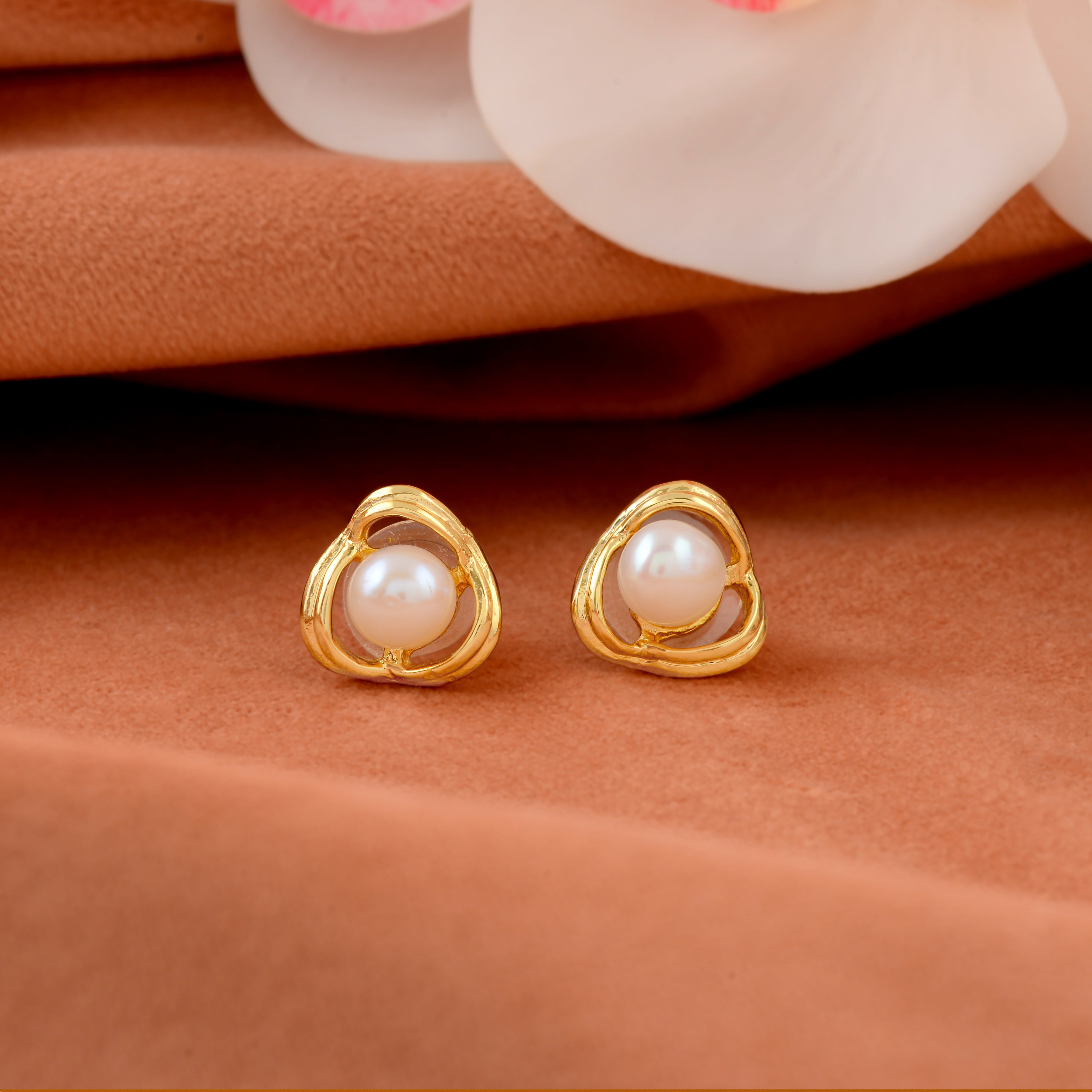 Graceful Freshwater Pearl Fancy Stud Earrings