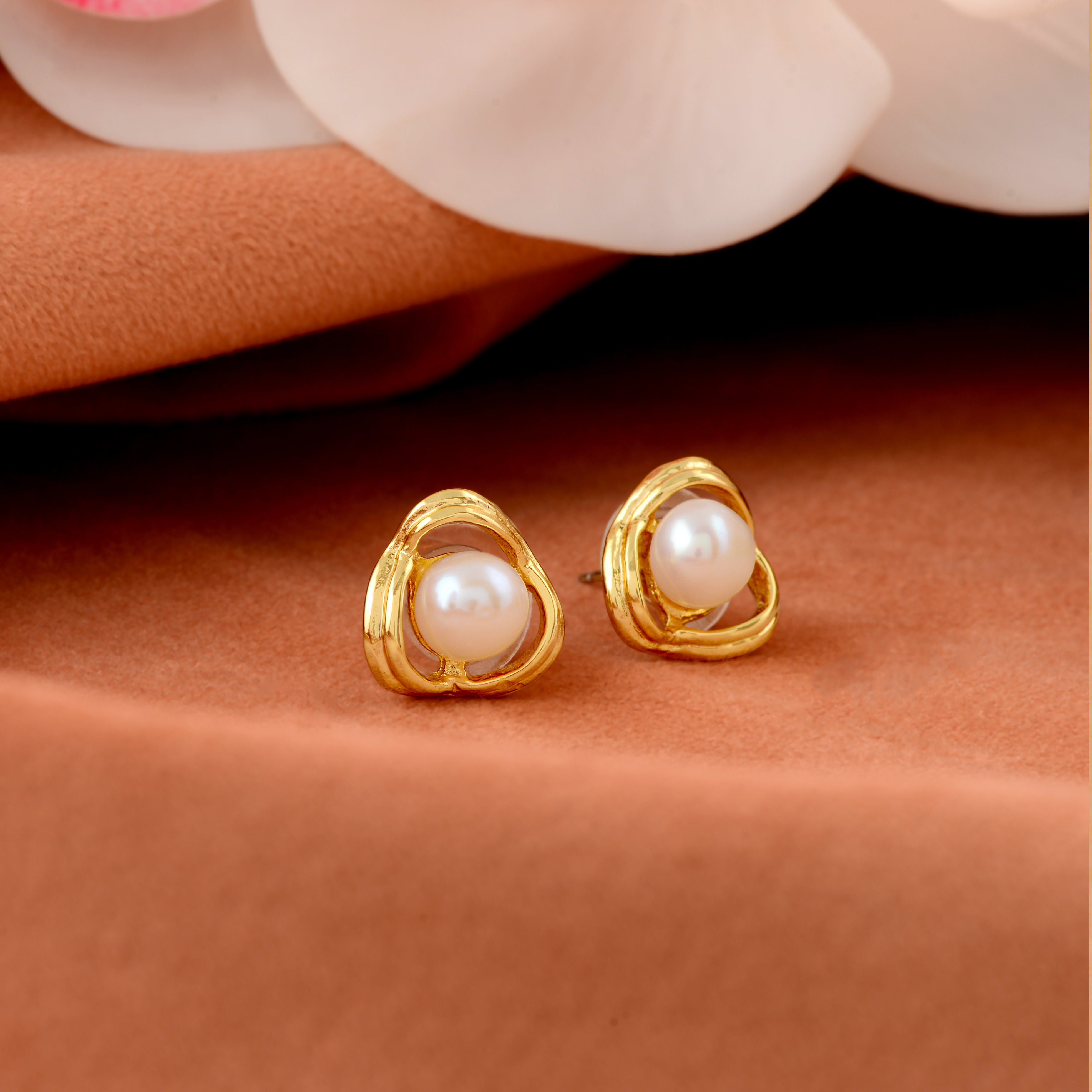 Graceful Freshwater Pearl Fancy Stud Earrings