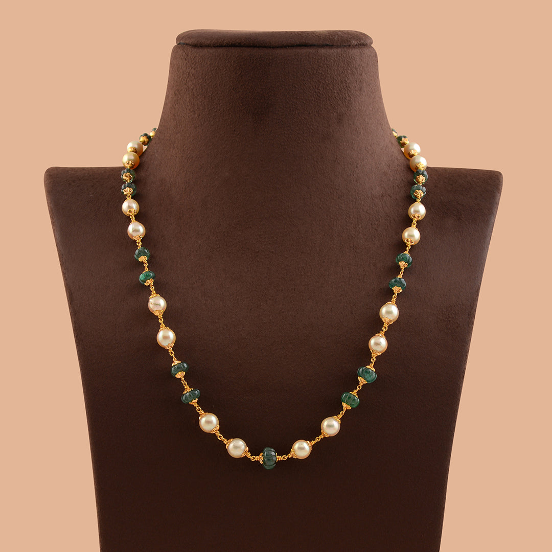 Beautiful Emerald and Cultured Pearl Necklace - Krishna Jewellers Pearls and Gems