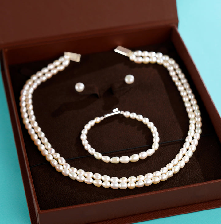 Pearl Symphony Everyday Edit (Freshwater Pearl Necklace, Bracelet & Stud Earrings Set)