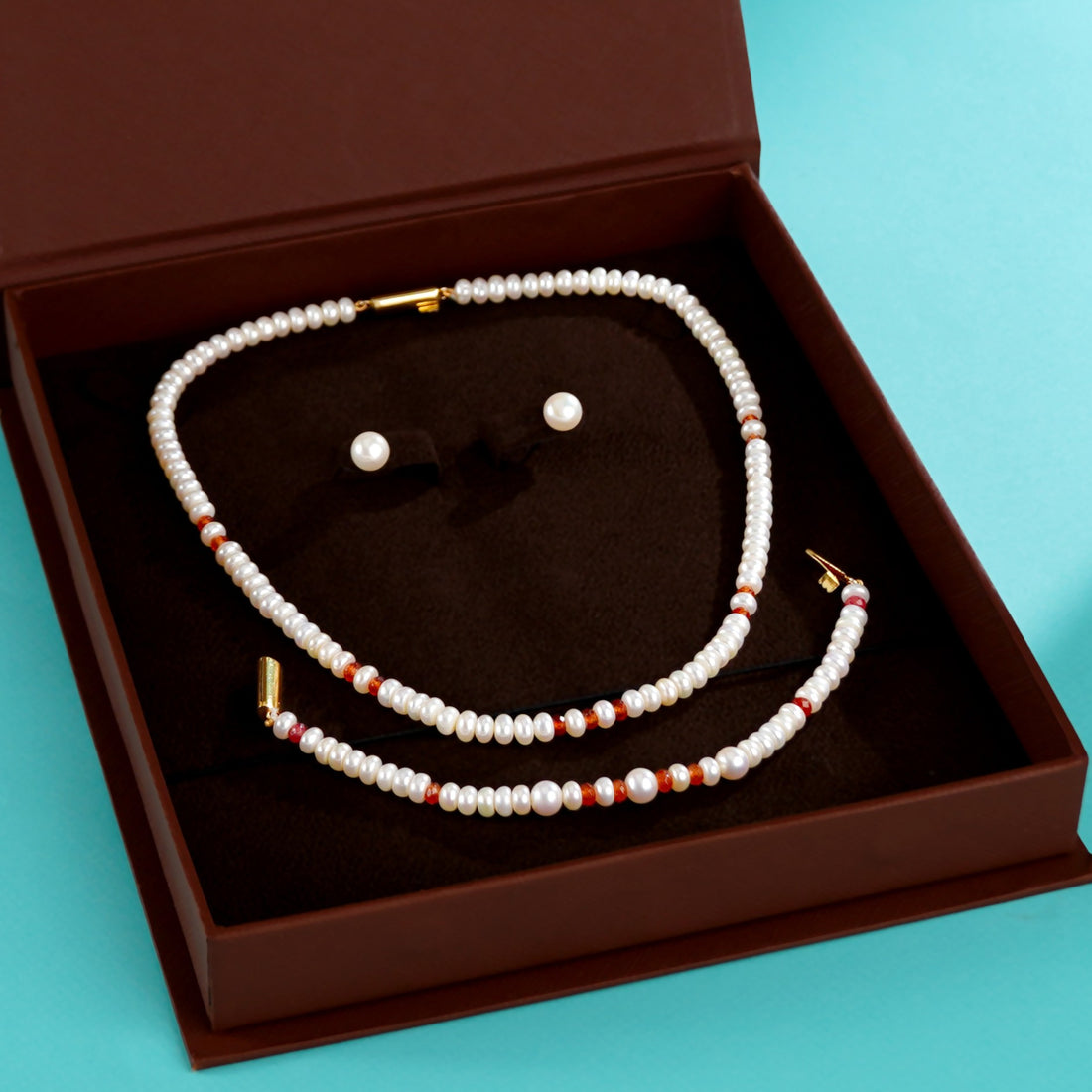 Aurora Pearl Harmony Set (Freshwater Pearl Necklace, Bracelet & Stud Earrings Set)