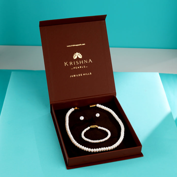 Pureline Freshwater Pearl Set (White Freshwater Pearl Necklace, Bracelet & Stud Earrings)