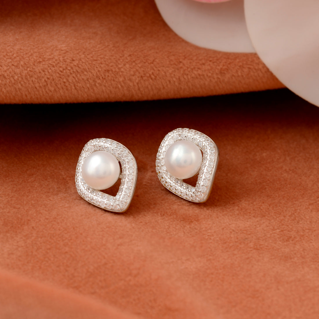 Sterling Silver Teardrop Studs Earring
