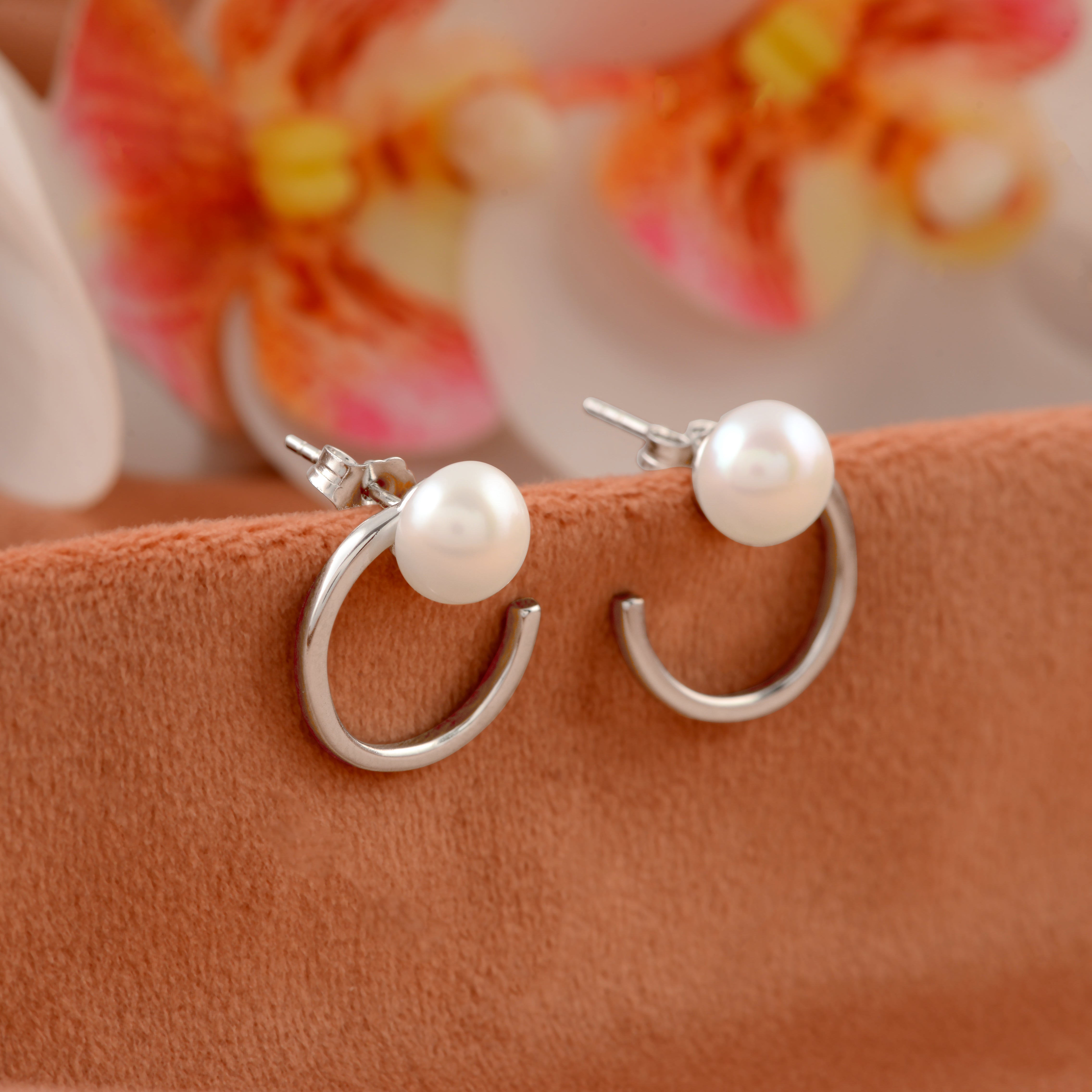 Graceful Pearl Stud Earrings