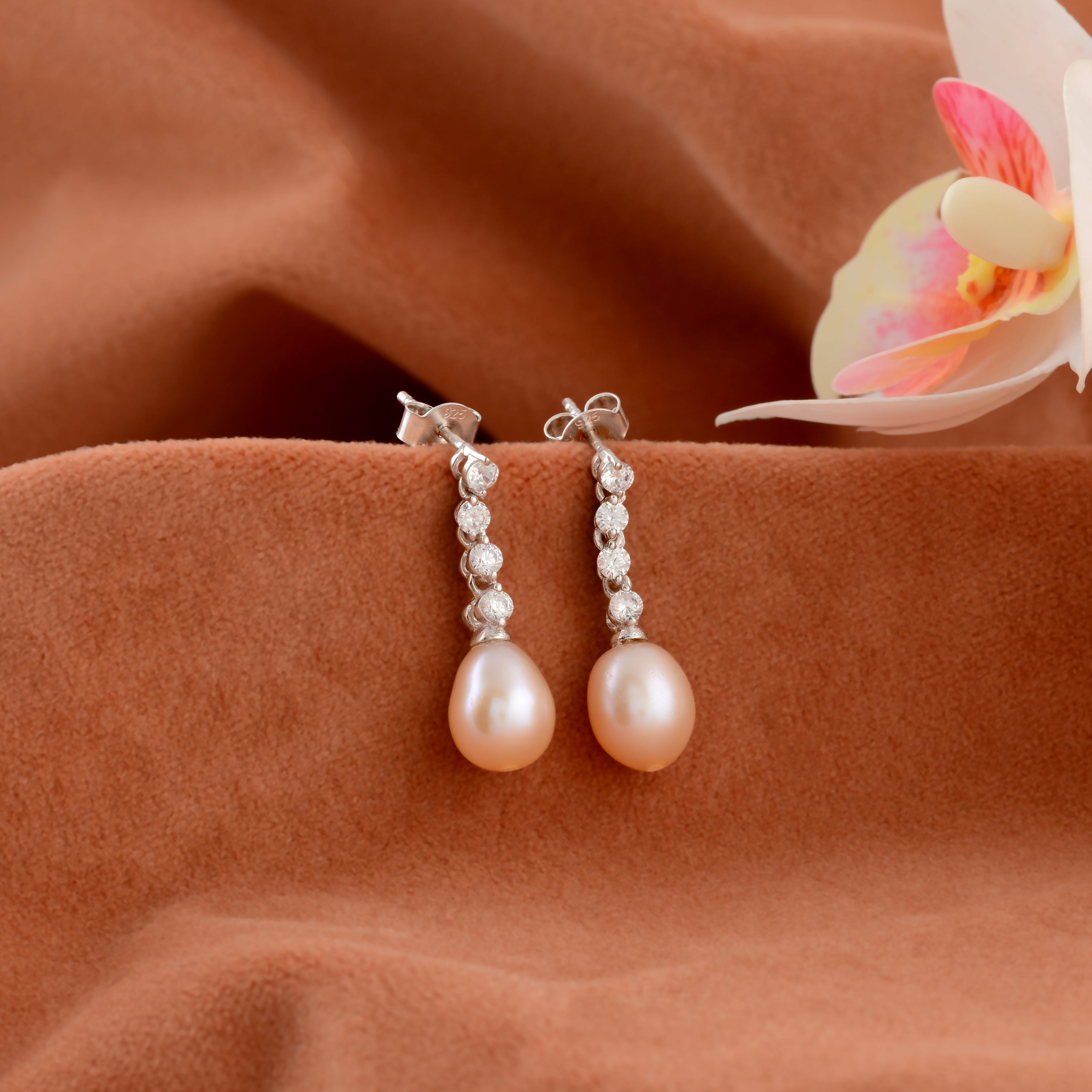 Elegant Dangler Pearl Earrings